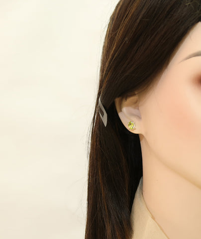 Hallmarked Silver AAA Grade Peridot Prong Earrings | Reinforced Setting Design